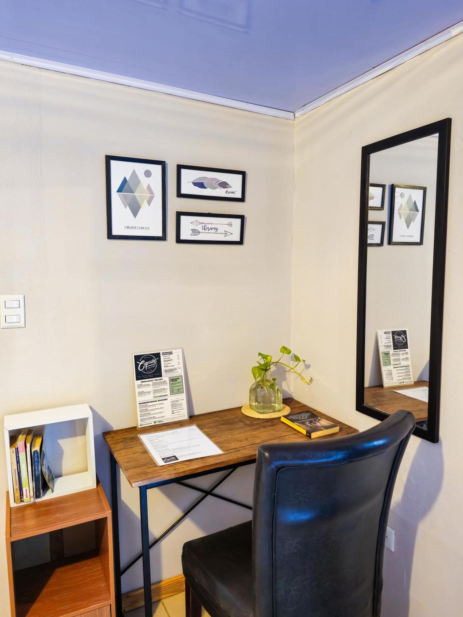 Caprichos Rooms Тамариндо Екстериор снимка